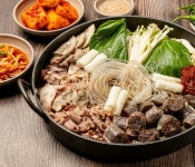 완정신의주찹쌀순대 본점