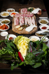 고인돌삼겹돌판구이 양산석산점