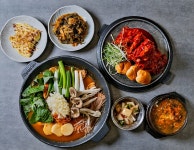 대전뜨끈이 뼈구이 감자탕 탄방동점