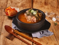 전준수 명품청기와 감자탕