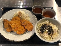 돈카돈까퇴계점