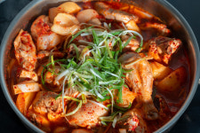 초가삼간