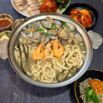 삼구월고기냉면 시이월칼국수보쌈 본점