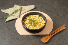 돈야우야 모산골