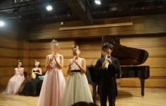 슈만과클라라피아노 교습소