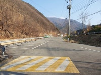 짚라인타는 산골마을