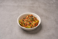 반찬가게 부엌에서