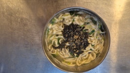옛날칼국수 순대국