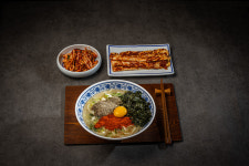 1984그수육집칼국수 문지점