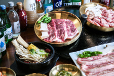 풍년마을 솥뚜껑 생 삼겹살