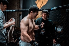 맘모스짐_복싱 주짓수 킥복싱 MMA 레슬링 PT 호신술