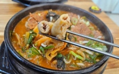 본가 선유도감자탕 뼈다구집