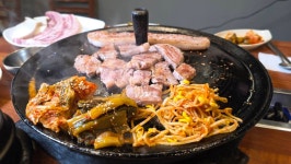 풍년마을 솥뚜껑 생 삼겹살