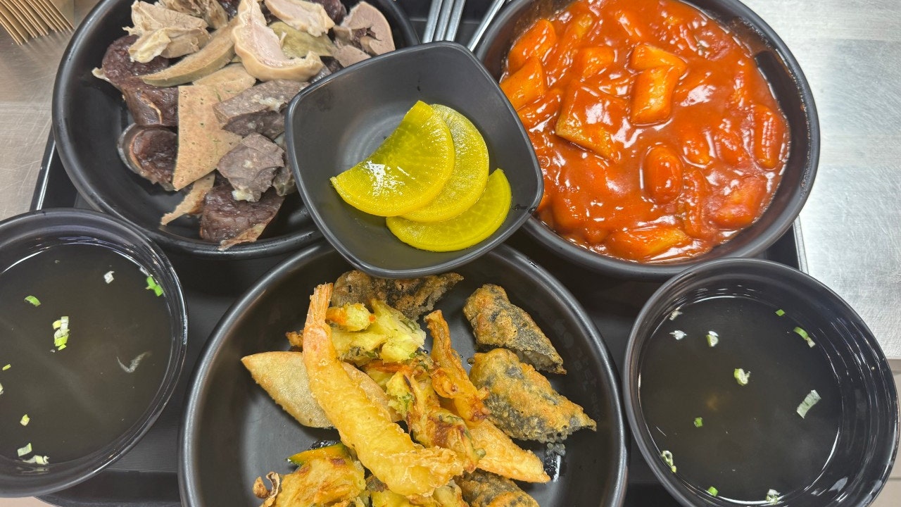 감탄떡볶이 롯데마트 광교점