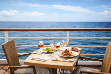 에이치에프앤에스