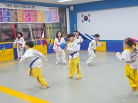 더힘찬태권도&줄넘기&바른체형