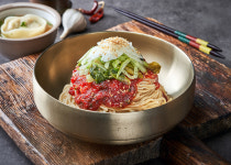 평양그륵손만두콩국수
