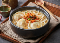 평양그륵손만두콩국수