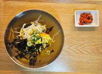 돈까스랑잔치국수
