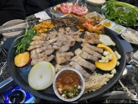 1983영희네 솥뚜껑삼겹살 수영망미본점