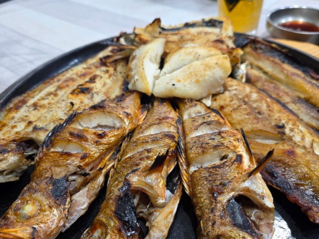 동명항생선구이