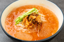 미워도 다시한돈