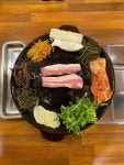 교동솥뚜껑삼겹살 동해점