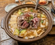 화양연화한우 서충주점