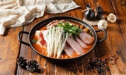 배달돼지 냉면& 비빔밥
