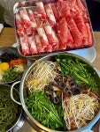 청록미나리식당 수원영통점