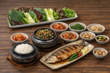 우렁생선쌈밥