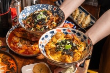 모모라멘