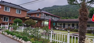운림민박