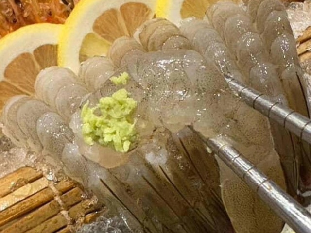 일월육일 광안본점
