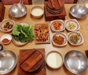 돌솥쌈밥 느티나무집