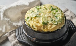 윤주네강촌숯불닭갈비