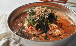 윤주네강촌숯불닭갈비