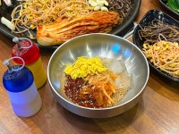 솥뚜껑삼겹살김치찌개전문점 당리점