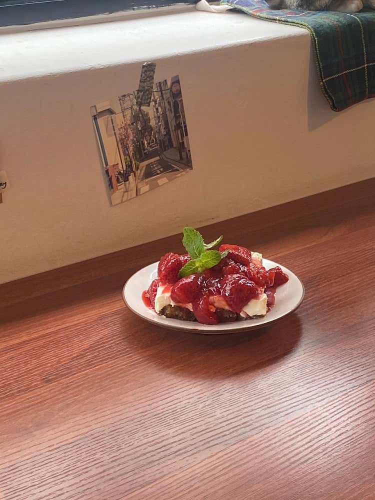 딸기티라미수