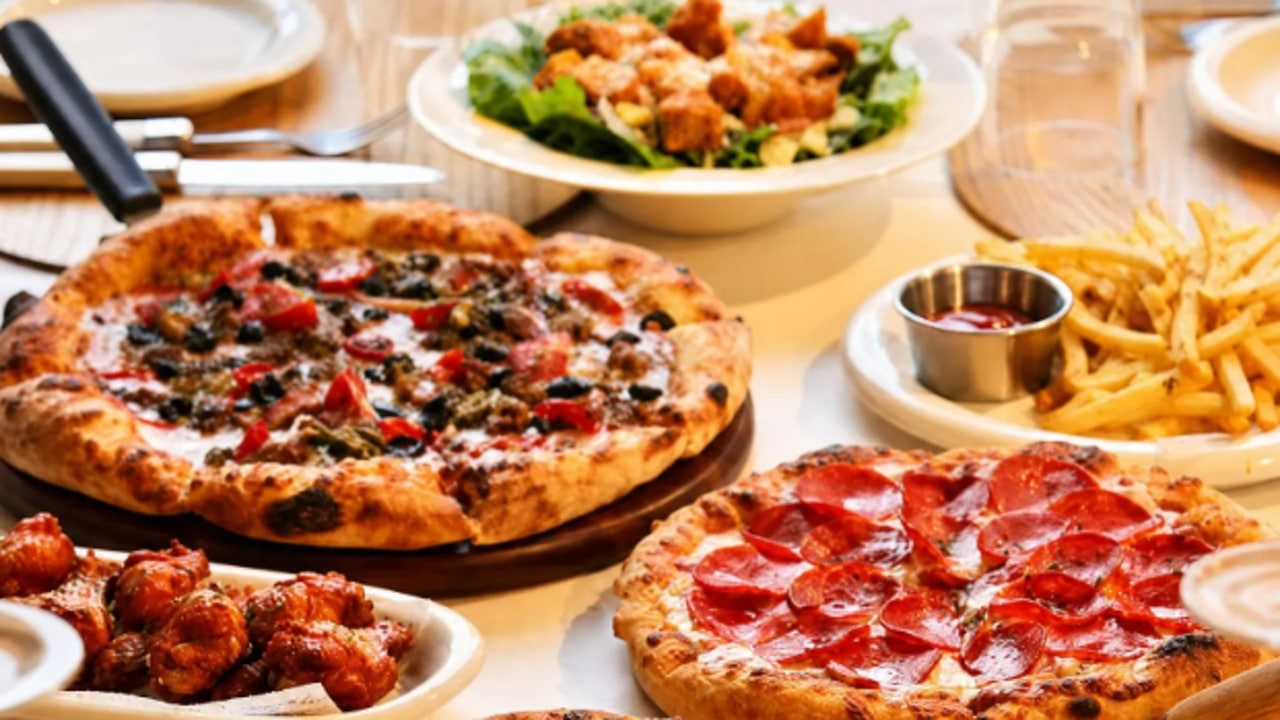 OZ PIZZA & PASTA