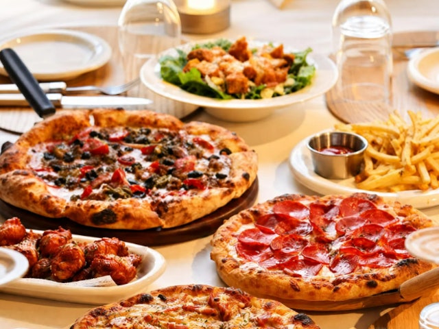 OZ PIZZA & PASTA