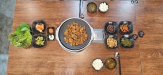 윤슬정
