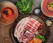 김윤식의 착한국수 & 솥뚜껑삼겹살