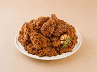 치킨플러스 삼척교동점