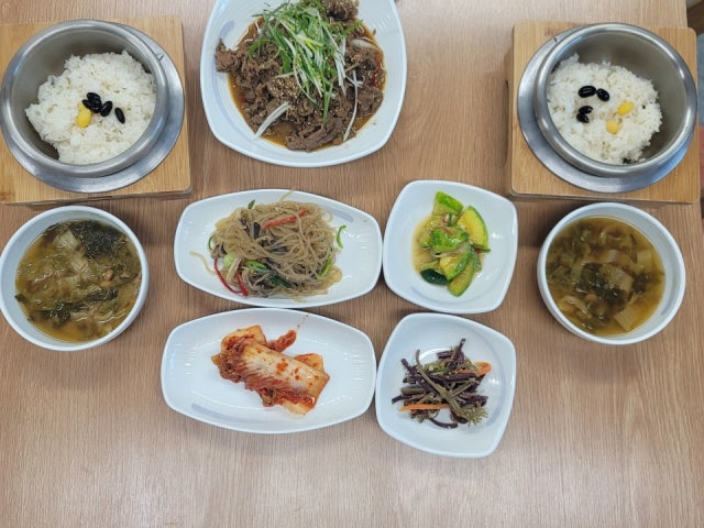 박가네 돌솥밥