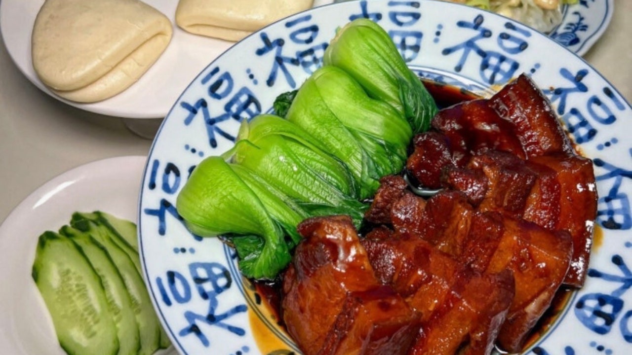 왕산식당 어반피크상무점