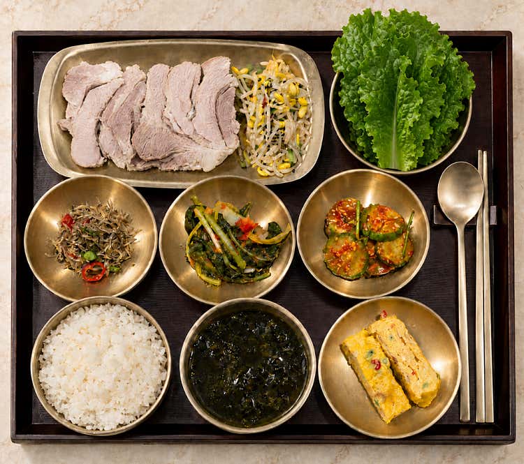 부드러운 수육정식 + 쌈 한 상