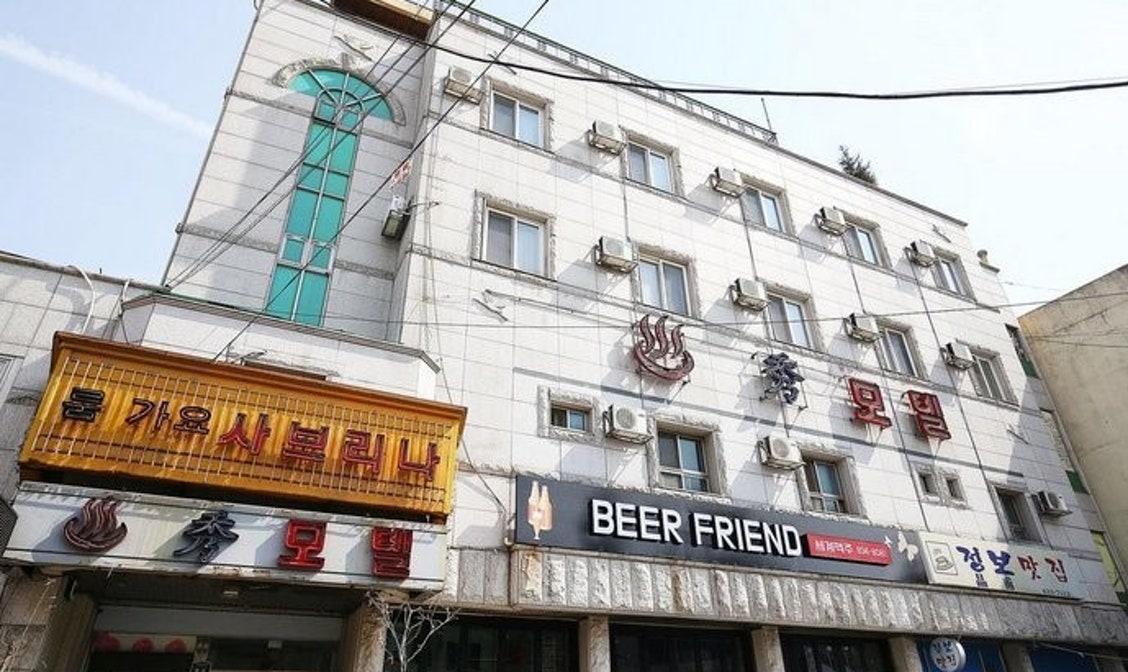 수 모텔, 부여 (2024-12-16~2024-12-17, 1박, 2인) 수 모텔, 대한민국