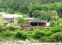 인사말-가곡천 흙과돌펜션