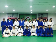 운동 모습-광주국제유도관